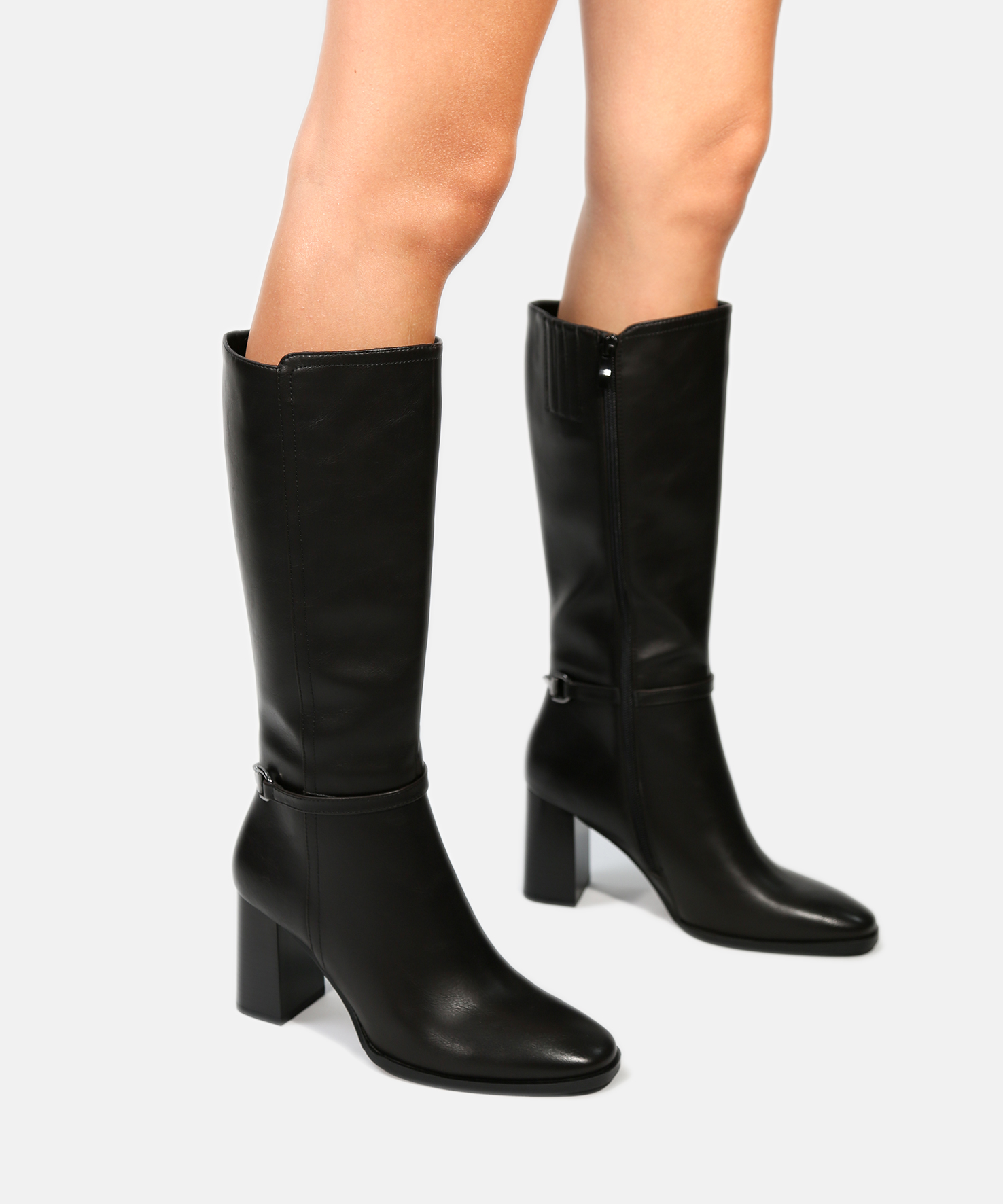 Botas salto detalhe estribo image number null